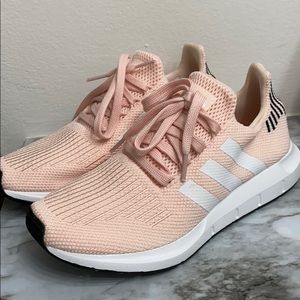 Adidas Swift Run Sneakers